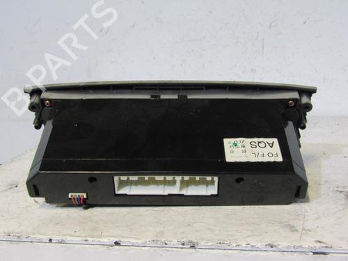 Used Climate control HYUNDAI TRAJET (FO) 2.0 CRDi (113 hp) 25111665