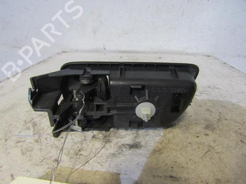 Used Front right interior door handle Front right interior door handle TOYOTA COROLLA Verso (ZER_, ZZE12_, R1_) 2.0 D-4D (CUR10_, CUR10R) (116 hp) 25079402 25079402
