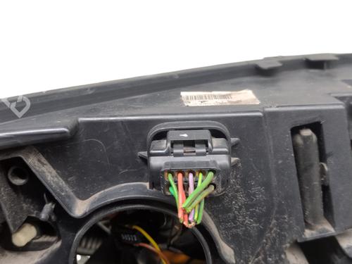 Left headlight CITROËN C4 II (NC_) 1.6 HDi 115 | BP32325548C28 