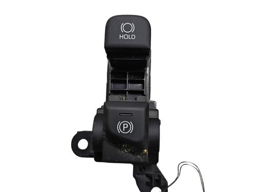 switch-toyota-yaris-_p21_-_pa1_-_ph1_-2020-25331207 main image
