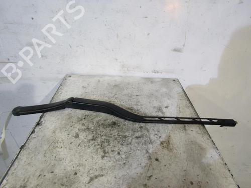 Used Front windshield wiper arm AUDI A3 (8P1) 1.9 TDI (105 hp) 25063941