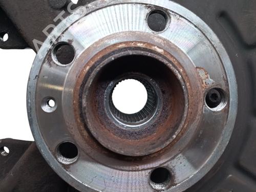 Used Left front steering knuckle VW POLO V (6R1, 6C1) 1.4 (6R1) (85 hp) 30394076