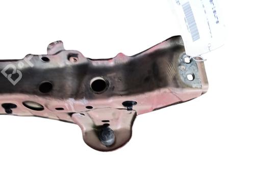 Crossmember TOYOTA YARIS (_P13_) 1.5 Hybrid (NHP130_, NHP130) | BP28544626C162