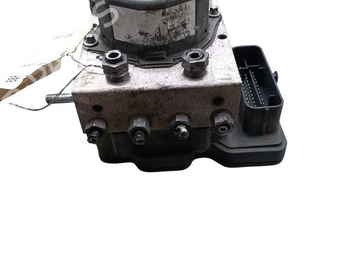 ABS pump PEUGEOT 308 II (LB_, LP_, LW_, LH_, L3_) 1.6 BlueHDi 120 | BP27172240M43 