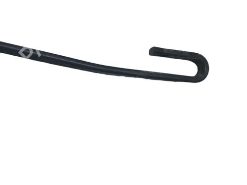 Used Front windshield wiper arm DACIA SANDERO II 1.5 dCi 75 / Blue dCi 75 (B8JW, B8M4, B8AH, B8M7, B8M6) (75 hp) 25076896