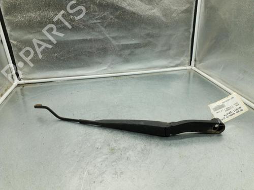 Used Front windshield wiper arm KIA SOUL I (AM) 1.6 CRDi 128 (126 hp) 25089013