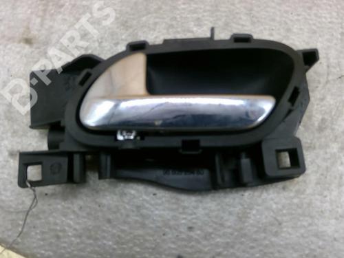 Used Rear left interior door handle Rear left interior door handle PEUGEOT 308 I (4A_, 4C_) 1.6 HDi (90 hp) 10580891 10580891