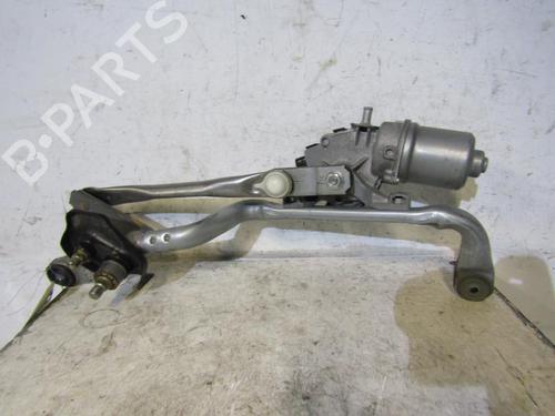 Used Front wiper motor TOYOTA YARIS (_P13_) 1.5 Hybrid (NHP130_, NHP130) (101 hp) 25106551