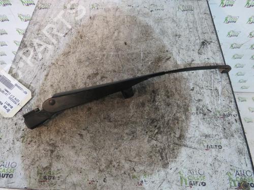 Used Front windshield wiper arm MERCEDES-BENZ E-CLASS (W210) E 270 CDI (210.016) (170 hp) 25086409