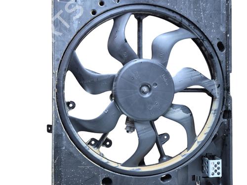 Used Radiator fan RENAULT CLIO V (B7_) 1.6 E-TECH 140 (B7MU) (140 hp) 25071745