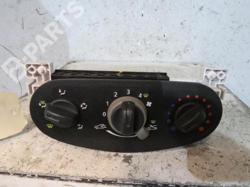 climate-control-dacia-sandero-14-bs0c-bs0a-bs0g-bs1f-bs0e-6001551698-2008-10604902 main image