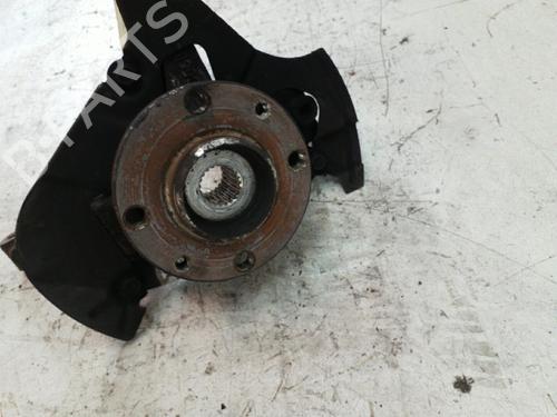 Used Left front steering knuckle FIAT 500 (312_) 1.2 (312AXA1A) (69 hp) 25092933