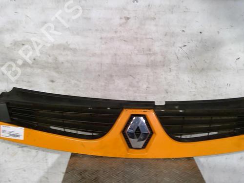 Used Grille RENAULT MASTER II Van (FD) 2.5 dCi (120 hp) 25068019