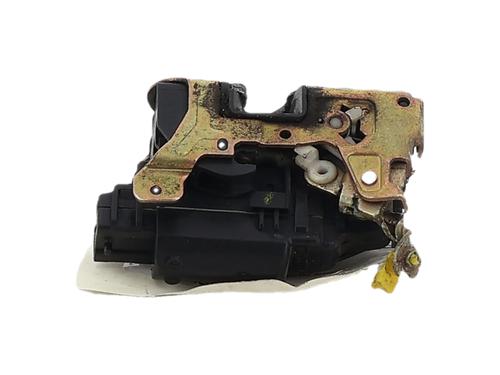 Used Front left lock Front left lock RENAULT MASTER II Bus (JD) 2.5 dCi 120 (JD0M, JD1M, JD1W) (115 hp) 40271852 40271852