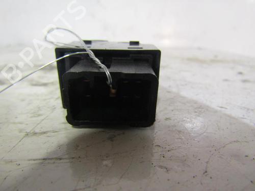 Right rear window switch HYUNDAI TUCSON (JM) 2.0 CRDi All-wheel Drive | BP25090164I28 