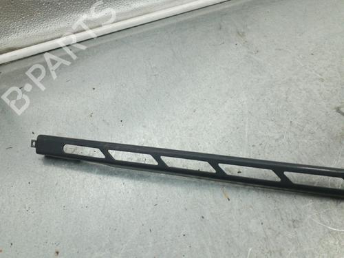 Used Front windshield wiper arm Front windshield wiper arm AUDI A3 Sportback (8PA) 2.0 TDI 16V quattro (140 hp) 25077552 25077552