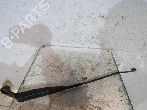 Used Front windshield wiper arm FORD KA (RU8) 1.2 (69 hp) 25066855
