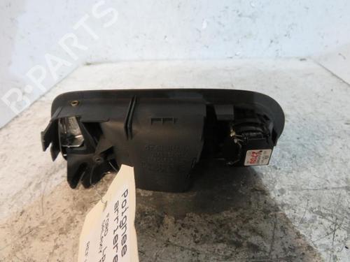 Used Rear right interior door handle Rear right interior door handle FORD GALAXY I (WGR) 1.9 TDI (115 hp) 25066997 25066997