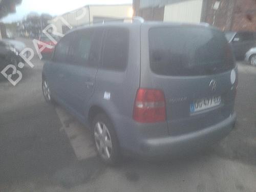 Rear left quarter glass VW TOURAN (1T1, 1T2) 2.0 TDI | BP25103292C93 