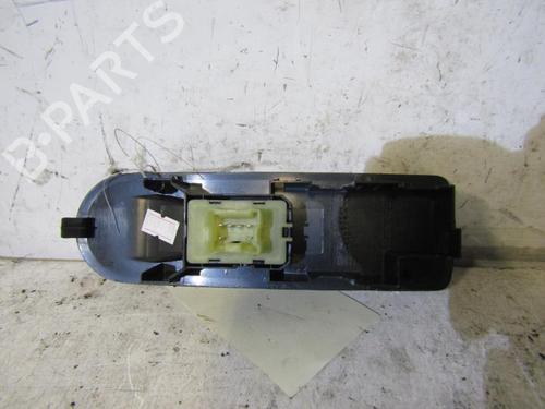 Used Right front window switch Right front window switch RENAULT CLIO IV (BH_) 1.5 dCi 75 (75 hp) 25064209 25064209