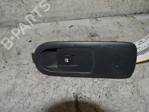 Used Right front window switch RENAULT SCÉNIC II (JM0/1_) 1.6 (JM0C, JM0J, JM1B) (113 hp) 25115129
