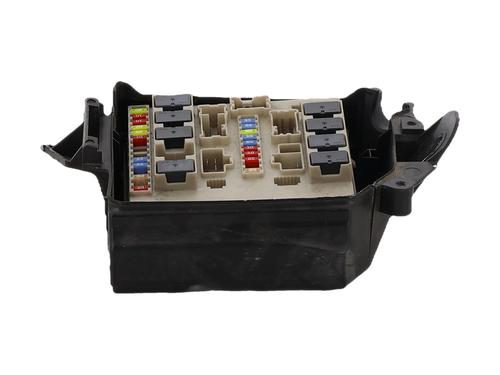 Fuse box RENAULT CLIO III (BR0/1, CR0/1) 1.2 16V (BR02, BR0J, BR11, CR02, CR0J, CR11) | BP37868921E1 - Image 2