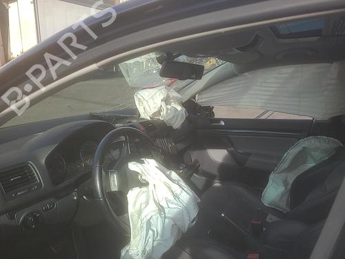 Third brake light VW GOLF V (1K1) 2.0 TDI | BP25088136L11 - Image 5