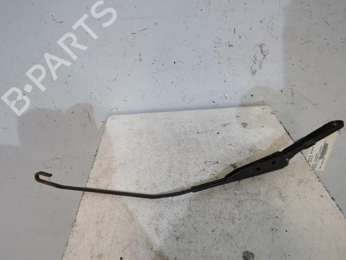 Used Front windshield wiper arm RENAULT MASTER II Van (FD) 2.5 dCi (115 hp) 25096876