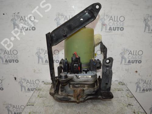 Used Steering pump PEUGEOT 106 I (1A, 1C) [1991-1996]  25071365