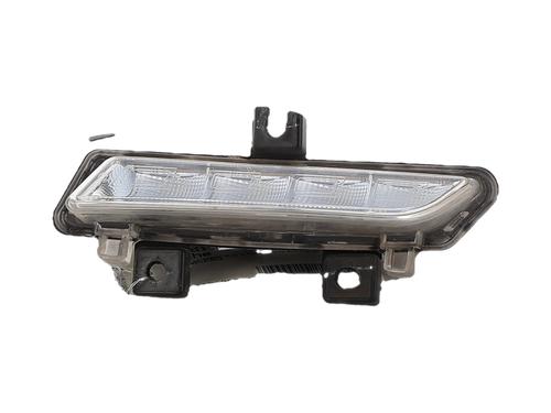 Used Left daytime light Left daytime light 38290157 38290157