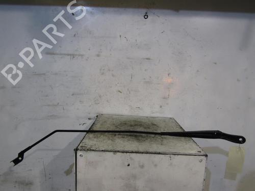 Used Front windshield wiper arm RENAULT ZOE (BFM_) ZOE (88 hp) 25105666