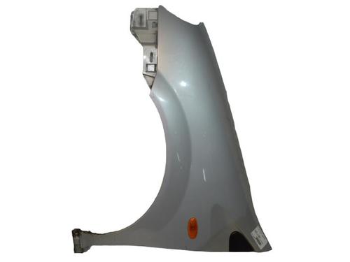 Used Left front fenders NISSAN ALMERA TINO (V10) 2.2 dCi (115 hp) 25086687