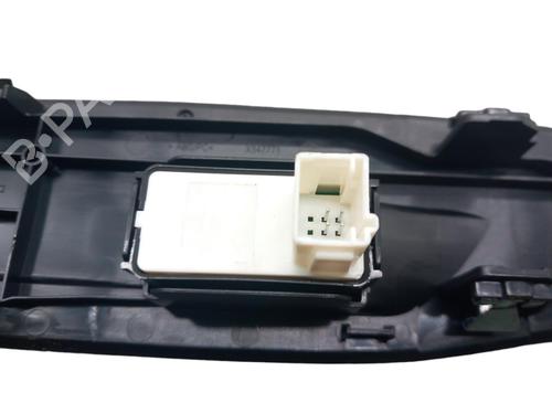 Used Right front window switch Right front window switch PEUGEOT 308 SW III (FC_, FJ_, FR_, F4_, FN_) BlueHDi 130 (FCYHZL, FCYHZT) (131 hp) 25073590 25073590