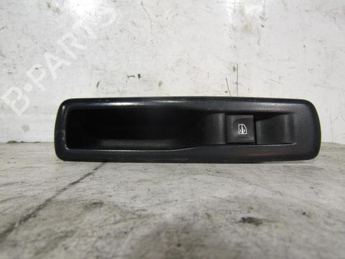 Used Right rear window switch Right rear window switch RENAULT MEGANE III Grandtour (KZ0/1) 1.5 dCi (KZ0C, KZ1A) (90 hp) 25113659 25113659