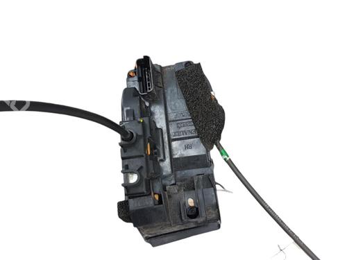 Front right lock NISSAN JUKE (F15) 1.5 dCi | BP25099622C97 