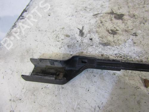 front-windshield-wiper-arm-vw-passat-b6-variant-3c5-2005-2006-2007-2008-2009-2010-2011-25063907 main image