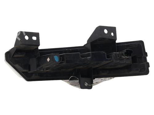 left-daytime-light-renault-megane-iii-hatchback-bz01_-b3_-2008-39487202 main image