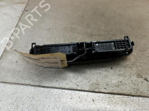 Used Warning switch Warning switch PEUGEOT 308 I (4A_, 4C_) 1.6 HDi (109 hp) 25105129 25105129