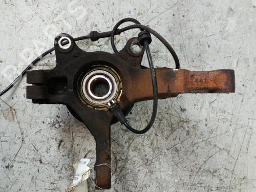 Used Right front steering knuckle NISSAN MICRA III (K12) 1.2 16V (80 hp) 25078347