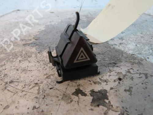 Used Warning switch MERCEDES-BENZ B-CLASS Sports Tourer (W245) B 180 CDI (245.207) (109 hp) 25080850