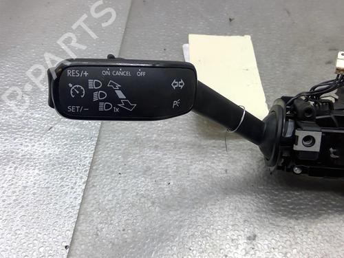Used Steering column stalk Steering column stalk SKODA OCTAVIA III Combi (5E5, 5E6) 1.6 TDI (115 hp) 25111135 25111135