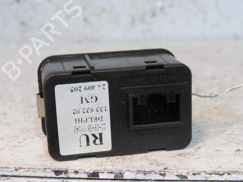Left front window switch OPEL MERIVA A MPV (X03) 1.7 CDTI (E75) | BP25084158I27 