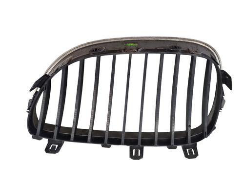 Used Grille Grille BMW 5 (E60) 520 d (150 hp) 28129547 28129547