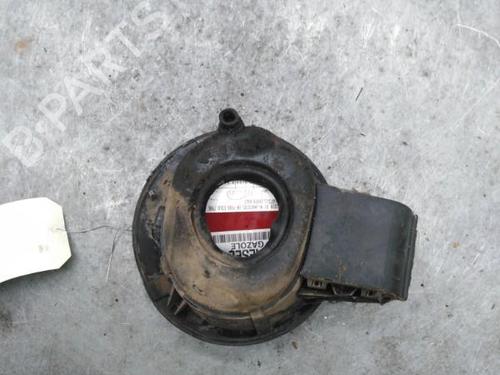 Used Fuel flap SEAT IBIZA IV (6J5, 6P1) 1.4 TDI (80 hp) 25075101
