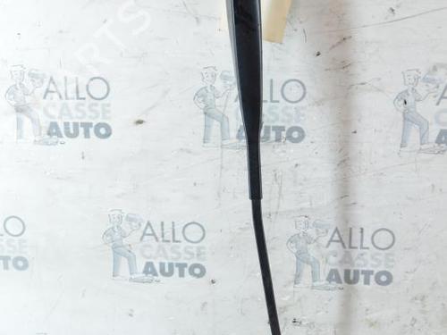 Used Front windshield wiper arm FORD KA (RU8) [2008-2016]  25071174