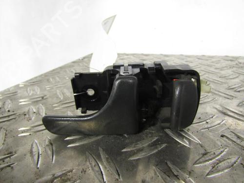 Used Rear right interior door handle NISSAN TERRANO II (R20) 2.7 TDi 4WD (125 hp) 25070103