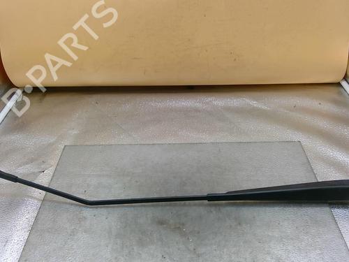 Used Front windshield wiper arm PEUGEOT 208 I (CA_, CC_) 1.4 HDi (68 hp) 25081744