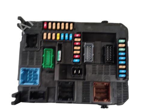 Fuse box PEUGEOT 2008 I (CU_) 1.5 BlueHDI 100 | BP33659919E1 - Image 4