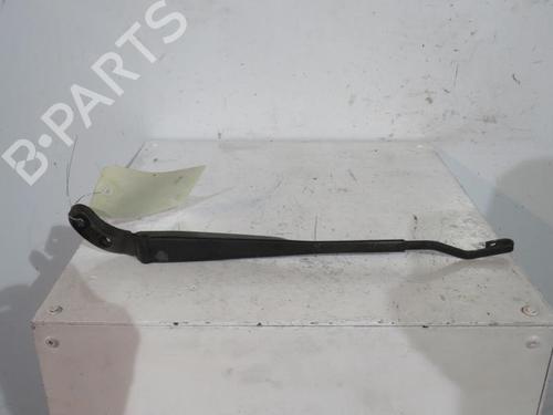Used Front windshield wiper arm MINI MINI (R50, R53) One D (75 hp) 25112732