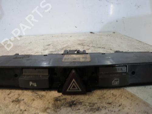 Used Warning switch Warning switch OPEL ASTRA H (A04) [2004-2014] 25096995 25096995